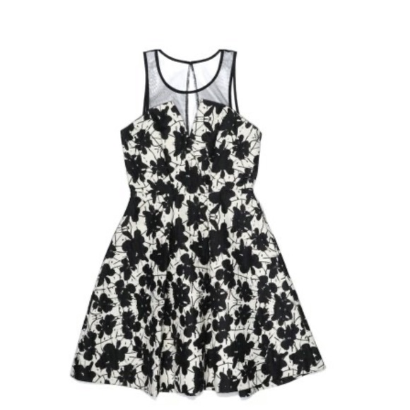 BCBGeneration Black and White Cocktail Dress Sz:2 - Picture 1 of 7